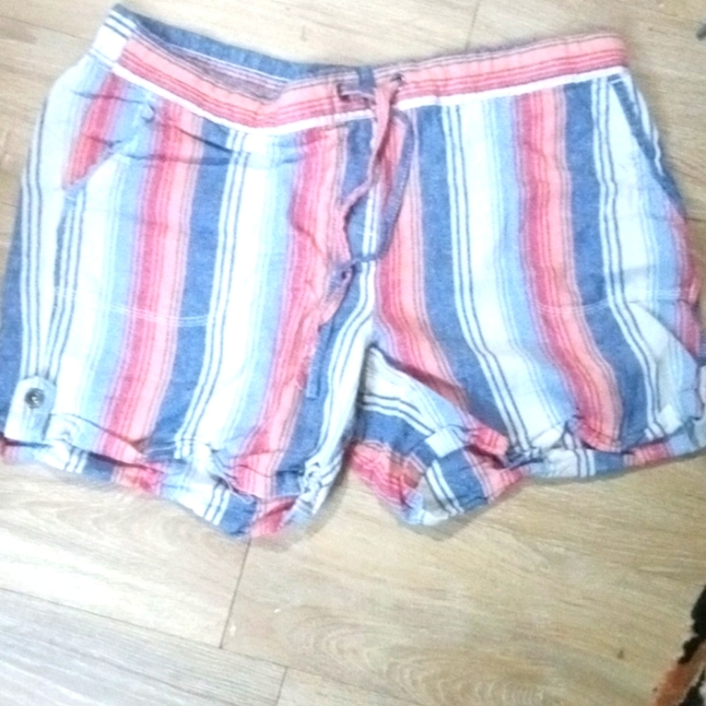 NWOT linen shorts